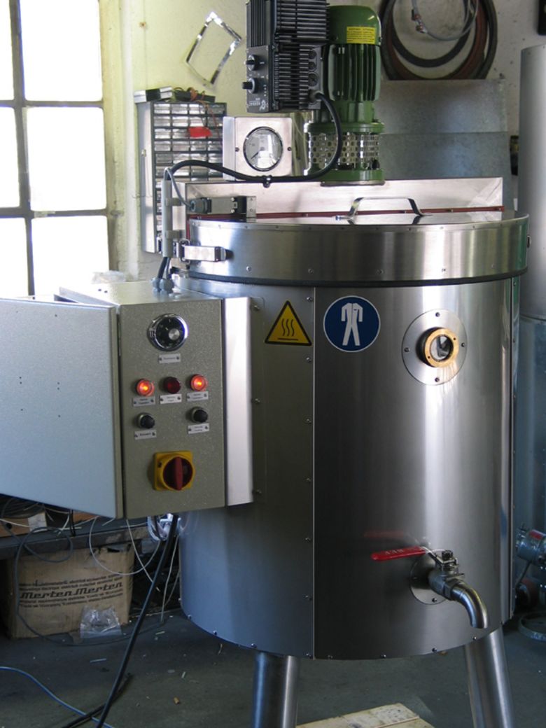 csm_elektro_ruehrwerksbehealter_02_15751c0c54